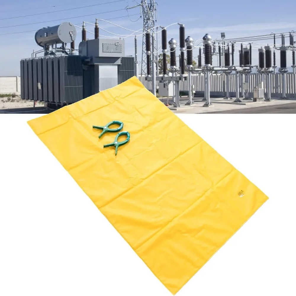 10kV Rated Voltage Insulating Blanket 1.31x1.64FT Size With 2 Clips Electrical Safety Blanket Yellow Color High/Low Voltage