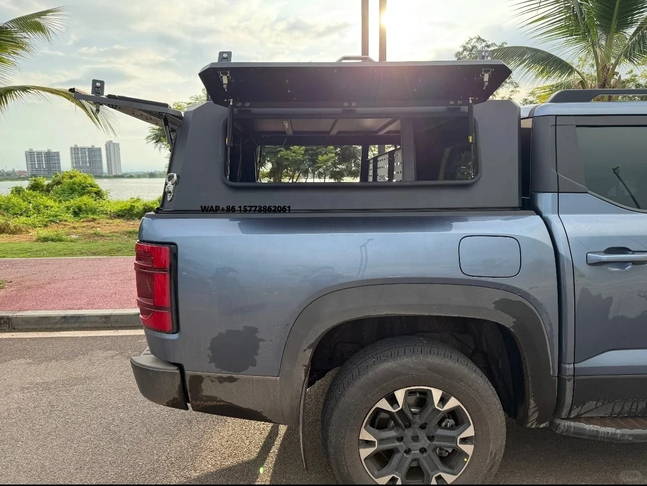 

Truck Caps with Roof Rack Waterproof Hard Canopies Aluminum Pickup Toppers Camper