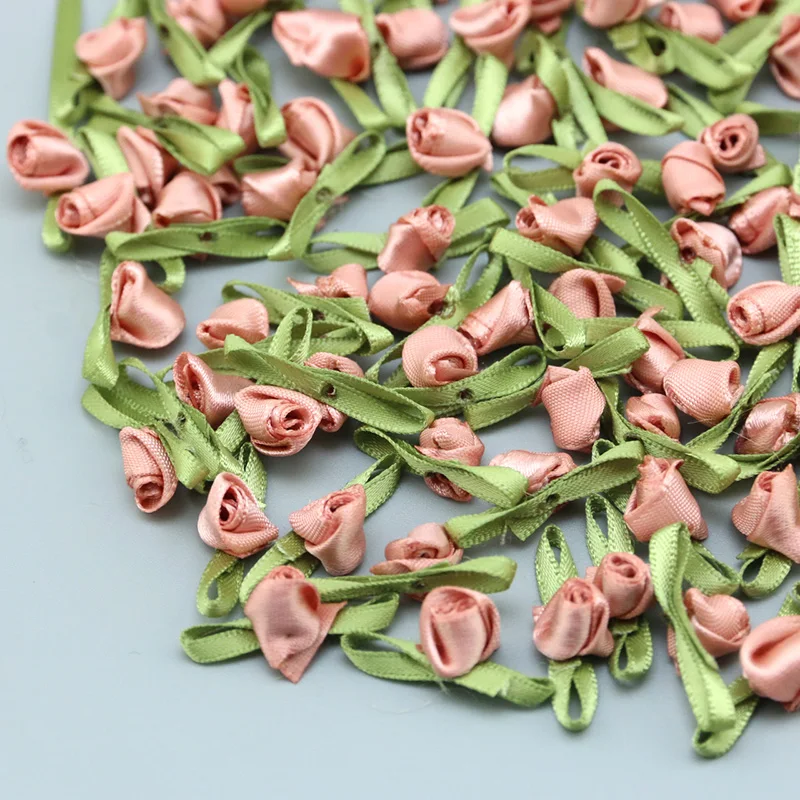 

(100pcs Pack) 25mm Green Leaf Mini Colored Rose Satin Bow Flower Bud for Home Wedding Ribbon Clothing Decoration Craft Supplies