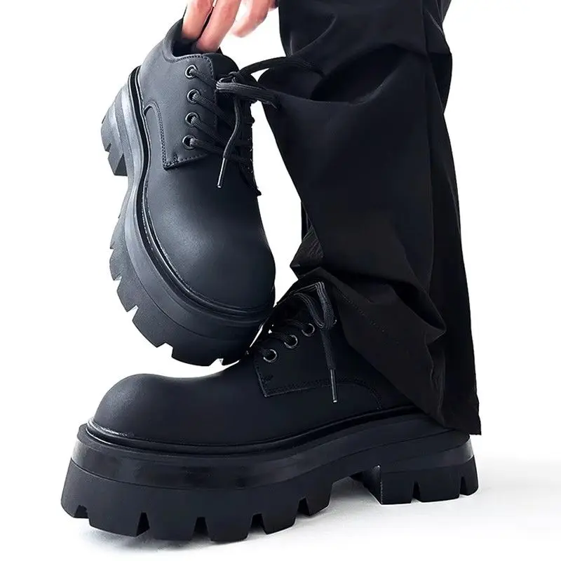 Hochwertige 7cm erhöhte Derby Carbon Black trend ige Herren-Lederschuhe im britischen Stil mit dicken Sohlen und großem Kopf