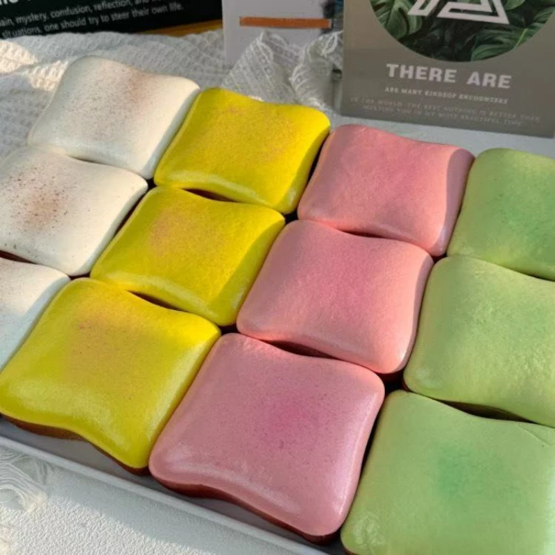 Soft Simulated Toast Bread Squeeze Stress Relief Toys Pineapple Bun Squishies Fidget Toy Decompression Slow Rebound Sensory Toy