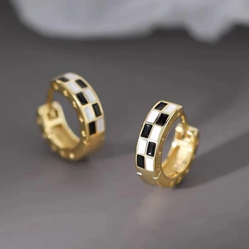 Gold Black White Checkerboard Huggie Hoop Earrings, Enamel Check Pattern Small Leverback Hoops, Classic Grid Mini Circle Earrings Women Trendy Daily Jewelry Gift