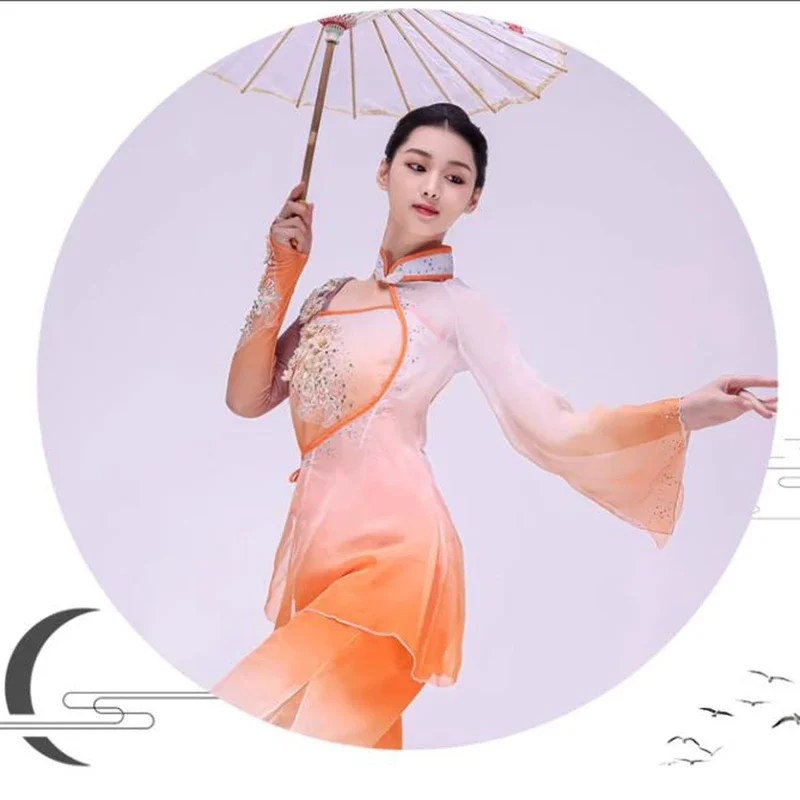 คลาสสิกชุดเต้นรําหญิงElegantสไตล์จีนชุดร่มพัดลมเต้นรําแห่งชาติYangko Danceเครื่องแต่งกาย
