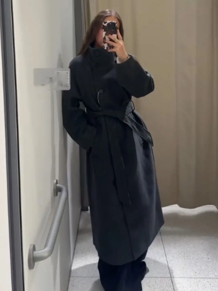

HH Women 2025 Winter New Stand Collar Belt Coat Jacket Female High Street Casual Single Breasted Pocket Decorated Long Warm Coat