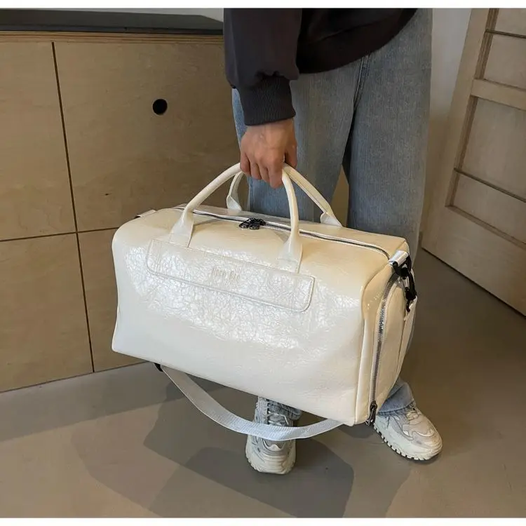 Hand Bill Shoulder Yoga Swimming Duffel Oil Wax Pu Leather Fitness Sports Bag Travel Large Capacity Travel Bag
