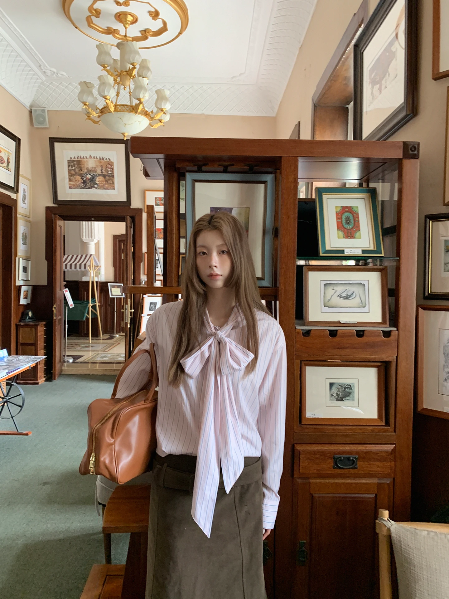 

G Sle женская полосатая irt ранняя осень новая розовая уникальная красивая блузка для поездок на работу Sle прямая трубка длинная све irt