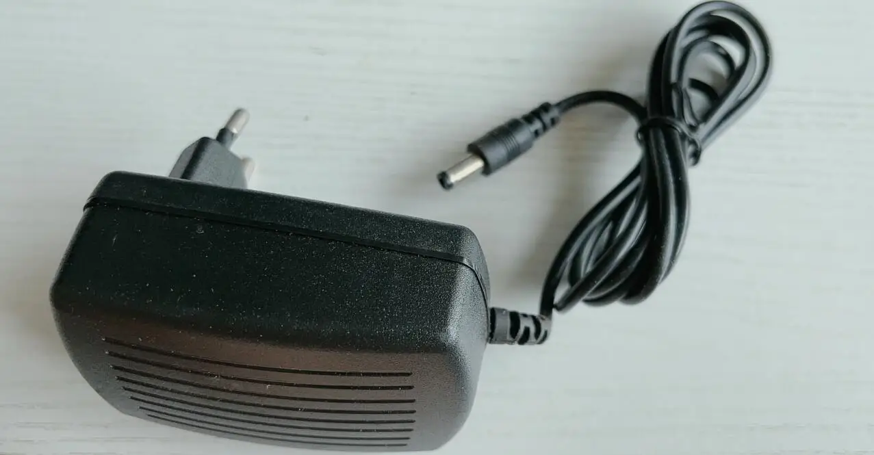 Power supply AC/DC adaptor DC 12V 1500mA for LCD5802 5802 5812 FPV Monitor 5.8ghz Lcd Monitor Diversity Receiver Display