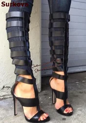 Surkova Scarpe da sposa con tacco grosso in velluto rosso vino Scarpe da sera con tacco largo e plateau in pelle verniciata nuda