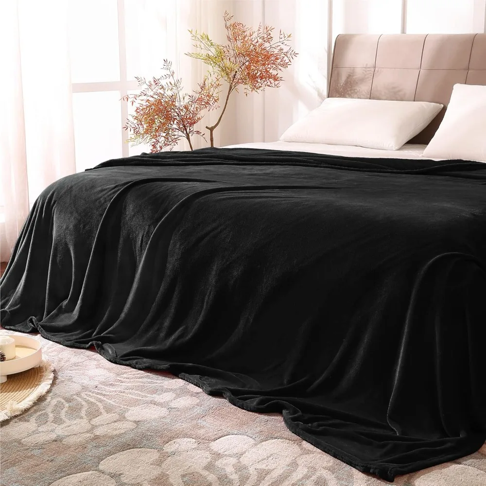 

Luxury Cozy Fleece Blanket - Queen Size, Plush Black 90x90 Inches, Soft Warm Lightweight Throw