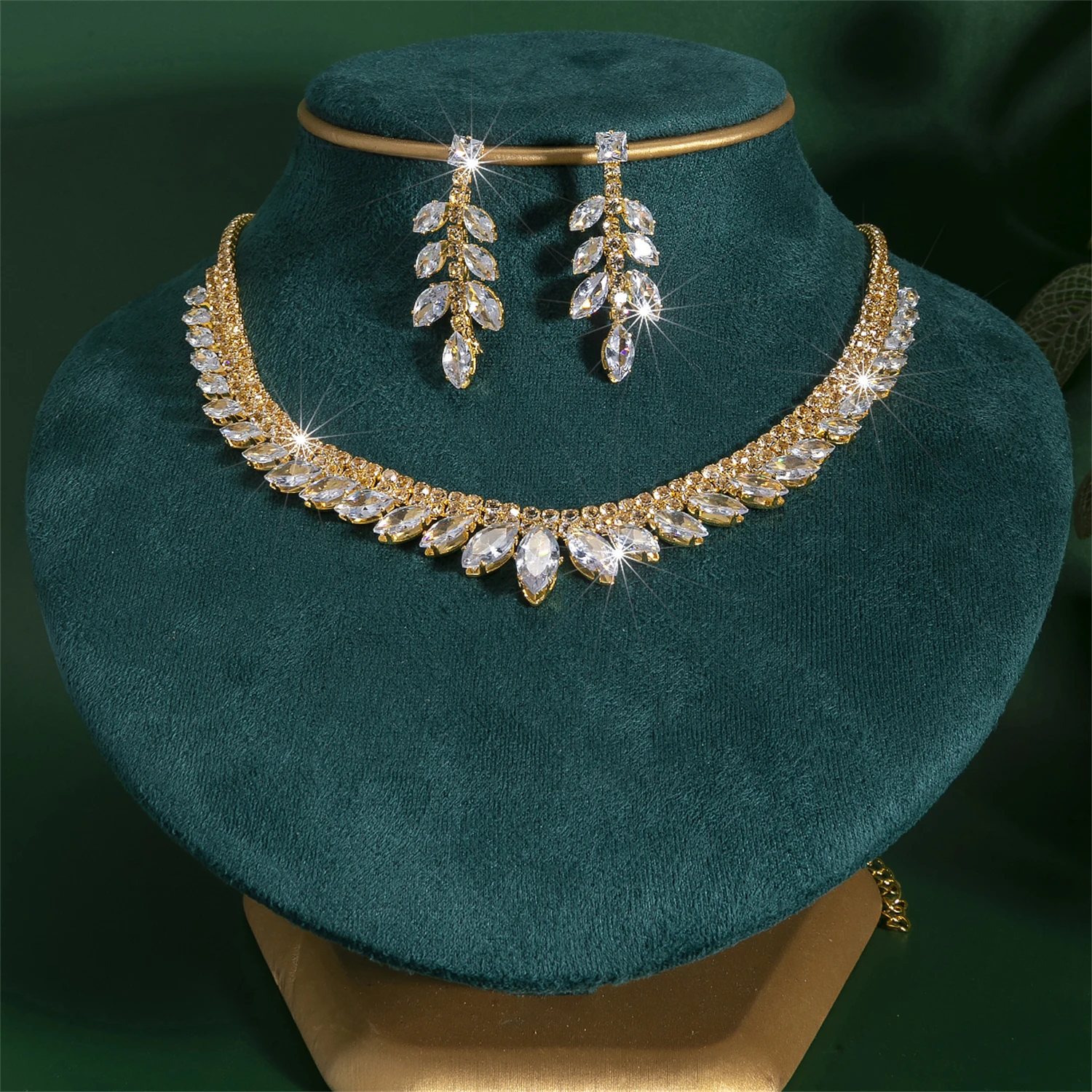 #24 Trending Statement Jewelry Sets Right Now