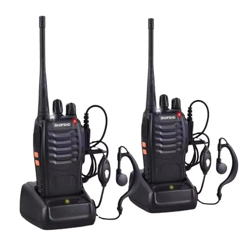 

Handheld analog radio with earphones 400-470MHz