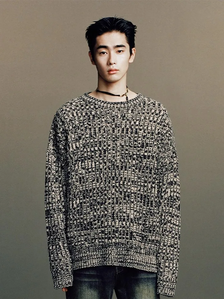 

American Retro Bla White Twisted Long Sve Sweater Men's Loose Casual Overhead Knitted irt Sweatirt Trendy Autumn Winter