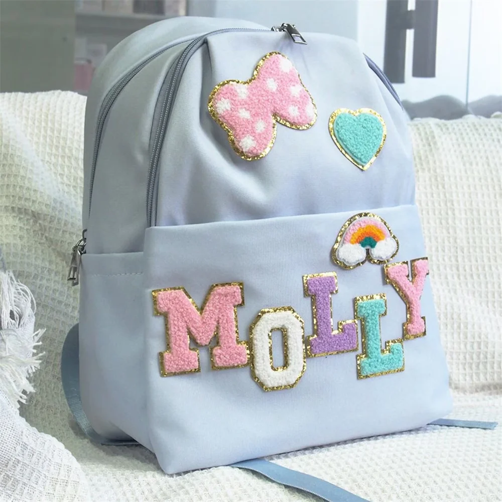 Mochila pequeña de nailon personalizada para niña preescolar, bonito parche de letras de chenilla, el mejor regalo para guardería