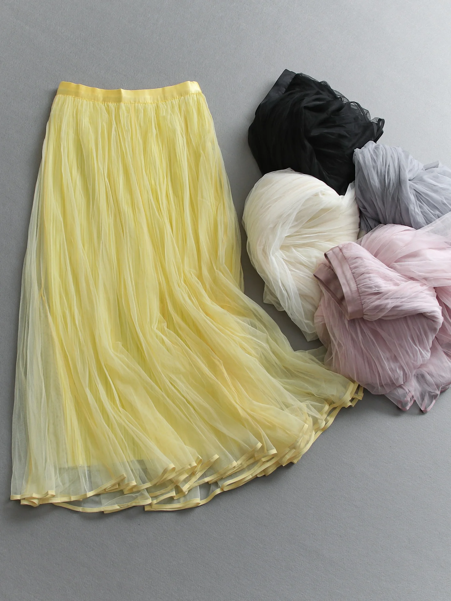 

Double-Sided Wear Pure Color Elastic Waist Double Layered Mesh Pleated Skirt A-Line Fluffy Half-Length Women's Polyester Fibe...