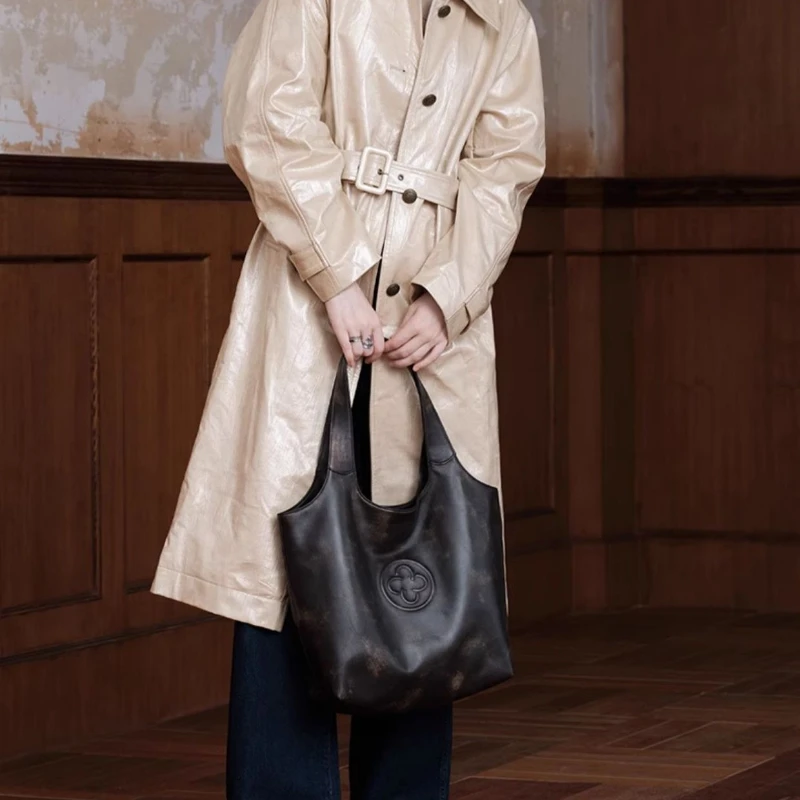 Cassile New Vintage Vegetable-Tanned Vest Tote Bag for Women Commuting Large Capacity Single Shoulder Underarm Bucket Bag