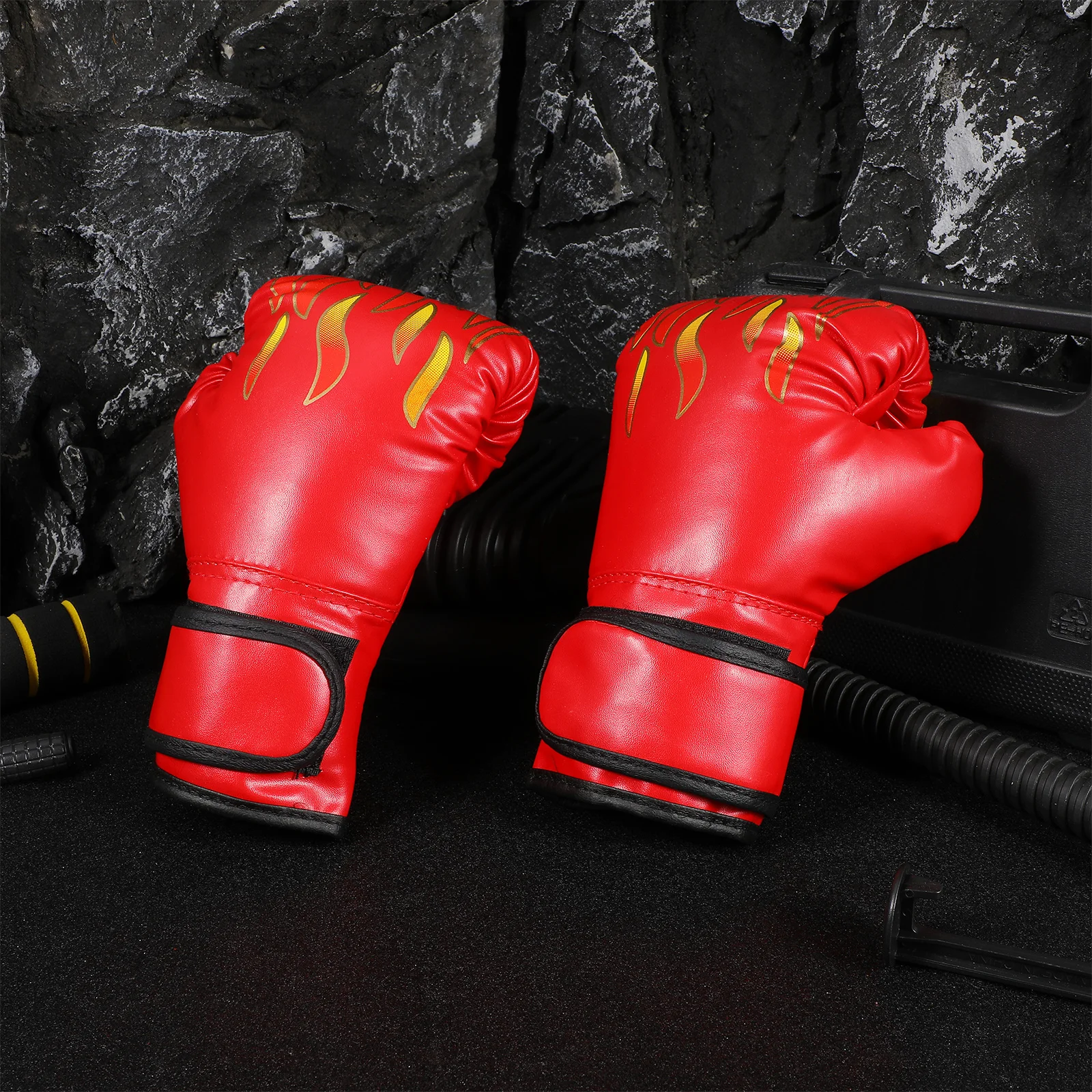 

Pu Material Kids Sparring Gloves Comfortable Thai Boxing Glove For Training Children 6oz Flame Red Kickboxing Gear Pair