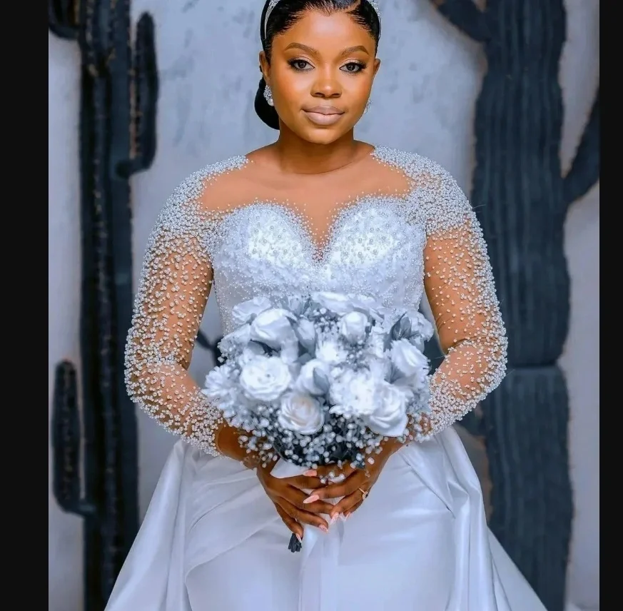 

Customized Sheer Neck Shinny Beads Sequins Wedding Dress with Removable Skirt Robe De Mariée Long Sleeves Country Bridal Gown
