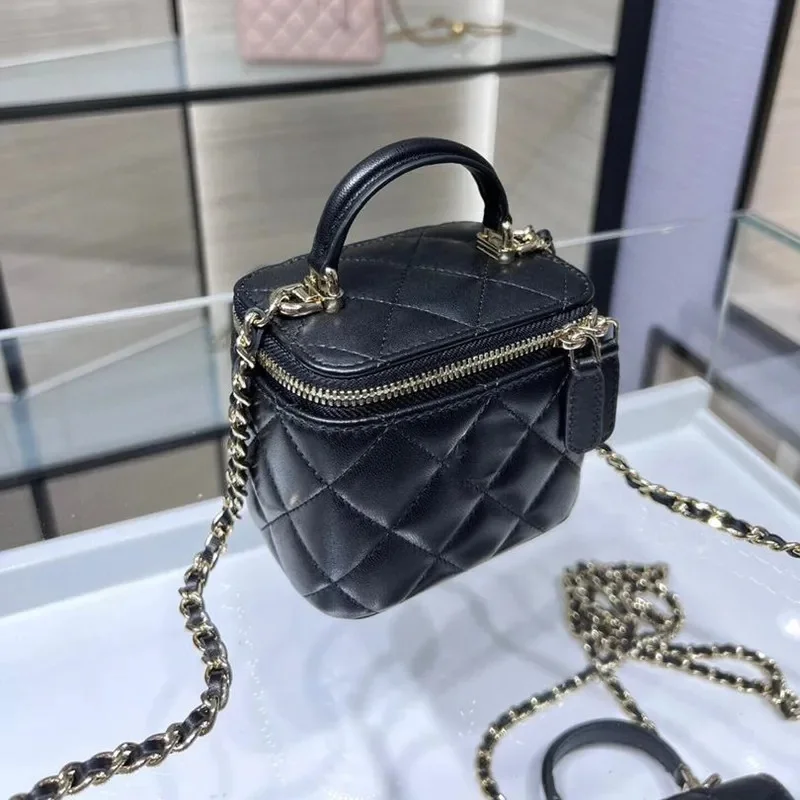 

Cloud bag explosion new 2024 diamond shoulder large capacity chain armpit senior fashion crossbody bag commuting