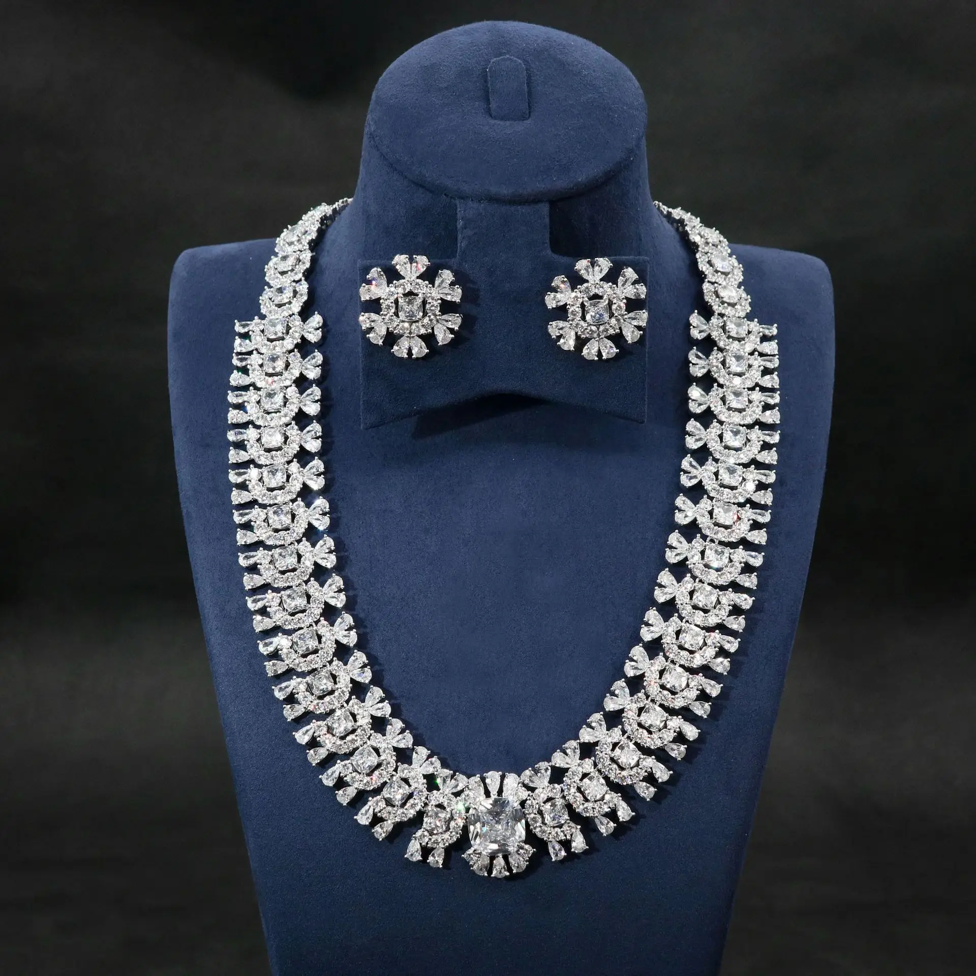 NONE Buntes Zirkon-Schmuckset für Damen – Armband, Halskette, Ohrringe, 2025, modisches Accessoire 8