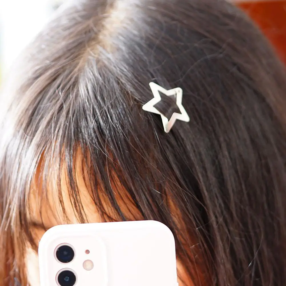 Silver Star Y2K BB Hair Clips Women Cute Metal Star Hair Clips Side Barrettes Hair Simple Mini Metal Snap Clip Hair Accessories