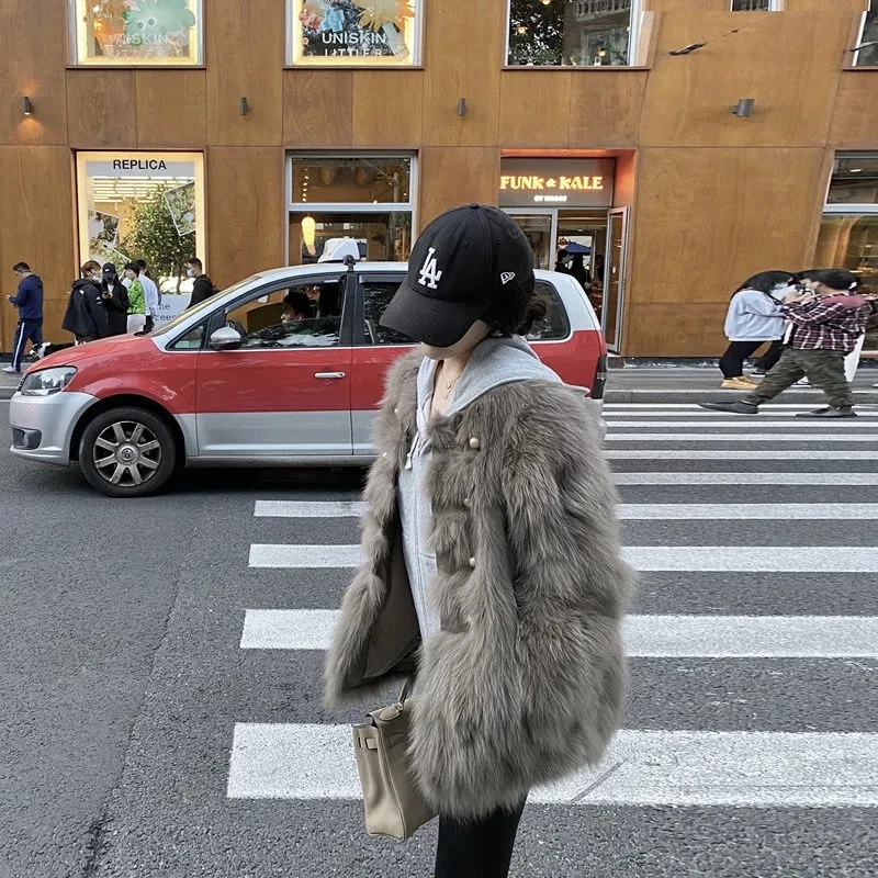 Abrigo largo de piel de zorro de imitación para mujer, chaqueta gruesa de doble botonadura, diseño de lujo, coreano, invierno, nuevo, 2024