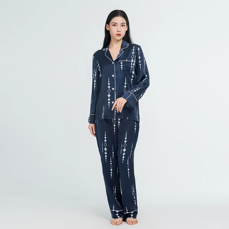 

19 Momme Printing Long Silk Pajama Set