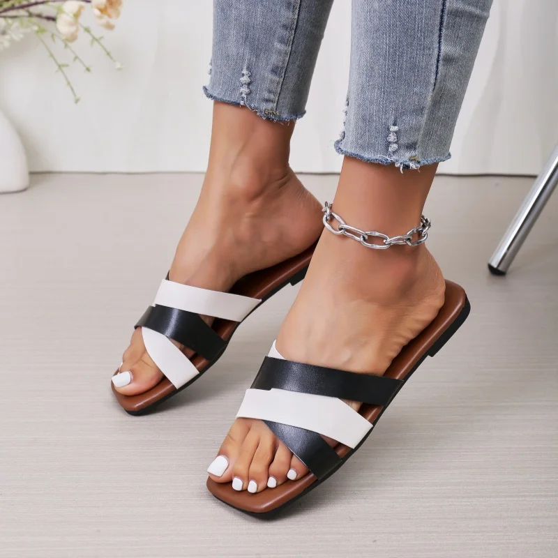 Women Slippers Trend Designer Flat Slippers Weave Comfortable Casual Shoes Summer Luxury Sandals Lightweight Slides Women