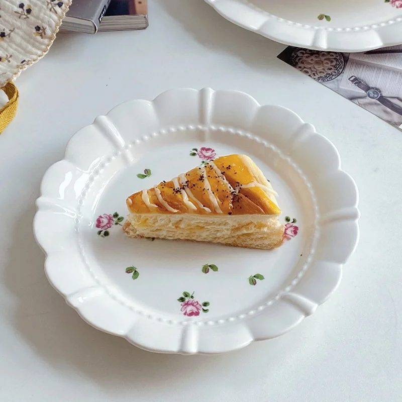 

Ретро-тарелка с цветочным узором для десертов и фруктов, круглая, ручная роспись, с растительным орнаментом, 8 дюймов, производство Китай