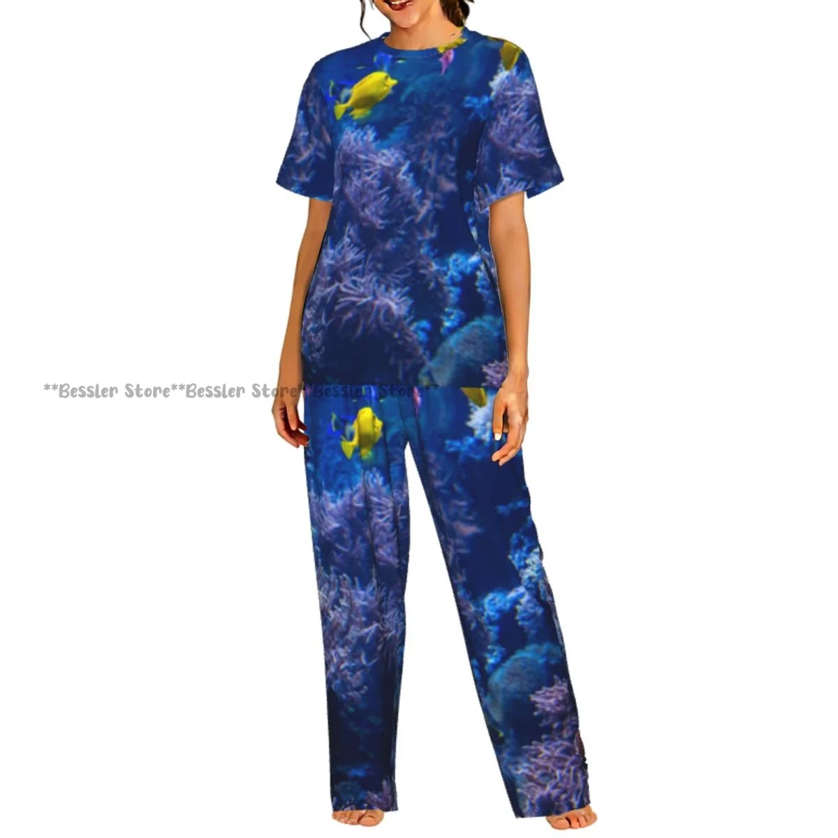 Women's Beautiful Underwater World Tropical Fish short sleeve trousers casual pajamas set