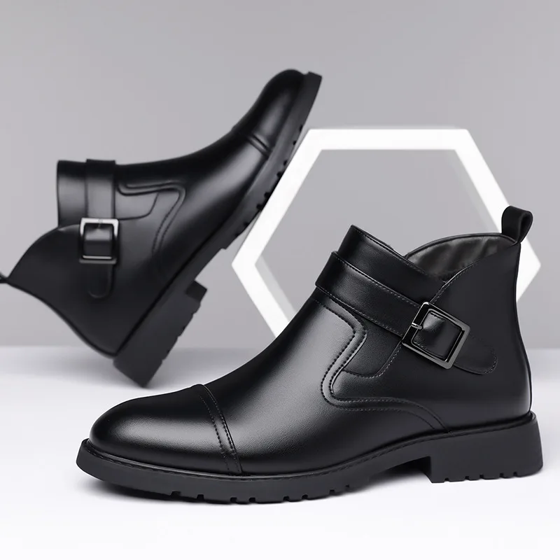 Men's business casual leather shoes are comfortable, breathable, British-style, fashionable and retro outdoor leather boots