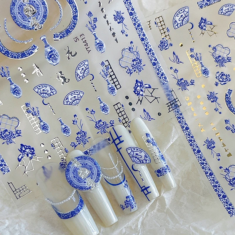 Blaue und weiße Porzellanvase, Fächer, Schmetterling, Goldprägung, 5D-Nagelkunst-Aufkleber, chinesischer Stil, selbstklebende, zarte Maniküre-Abziehbilder