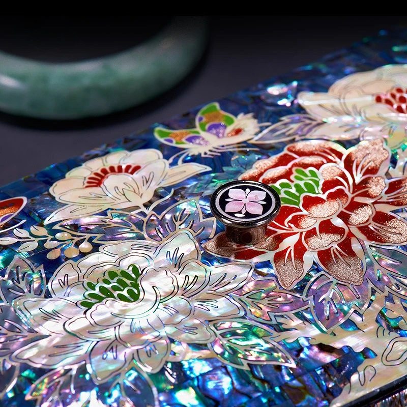 High End Vintage Chinese Wooden Jewelry Box Mother of Pearl Inlay Lacquerware Storage Box Perfect Wedding or Business Gift