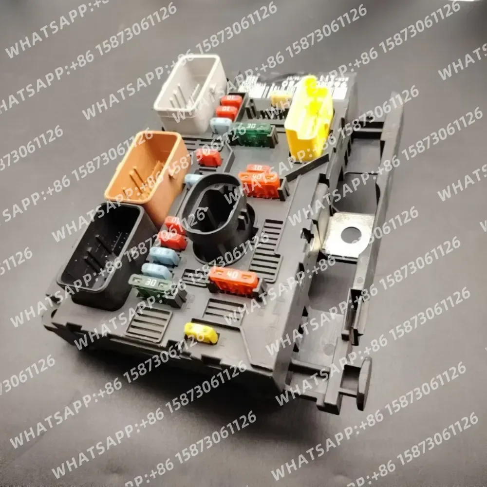 9664055780 9664826080 6500FH Fuse Box Control Unit Assembly BSM-L11 For Peugeot 307 Citroen C4 Low Configuration