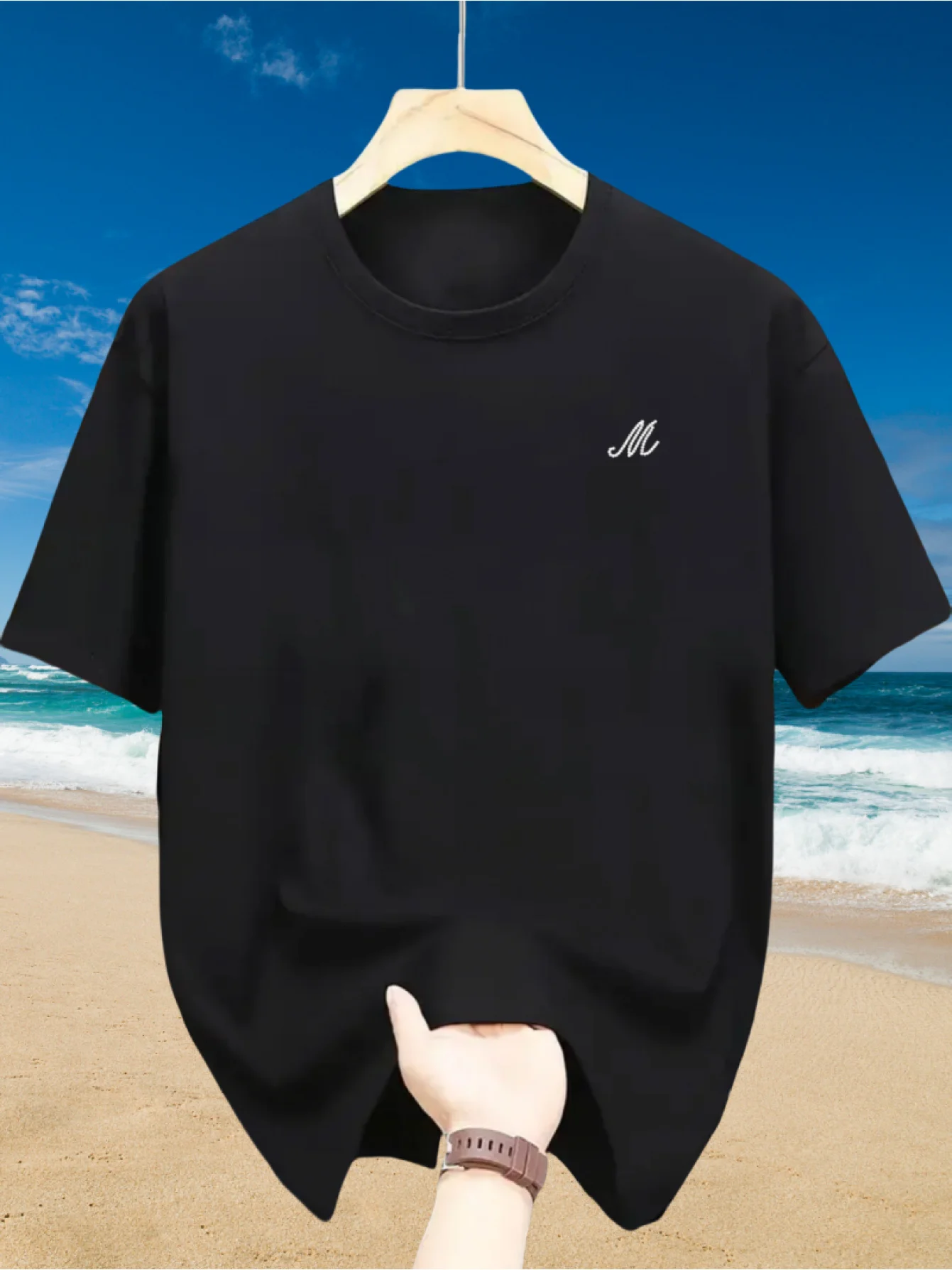 

Мужская футболка из 100% чистого хлопка с короткими рукавами и круглым вырезом со стразами и буквой M, повседневная и удобная.