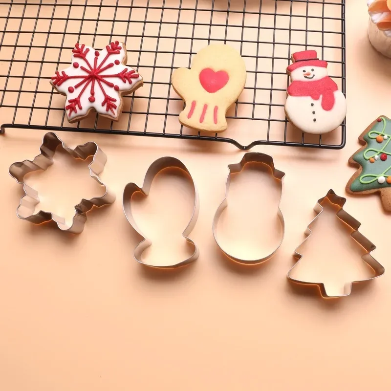 1PC Christmas Cookie Mould Carton Deer Snowflakes Stainless Steel Biscuit Cutter Mold for Navidad Party Supply DIY Baking Tools