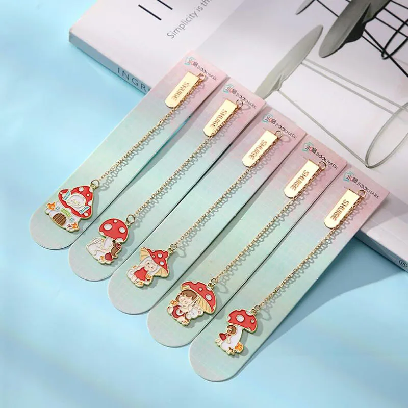 

Kawaii Mushroom Bookmarks Creative Classical exquisite Mini Metal Art Pattern Bookmark Page Folder Markers Office School Supplie