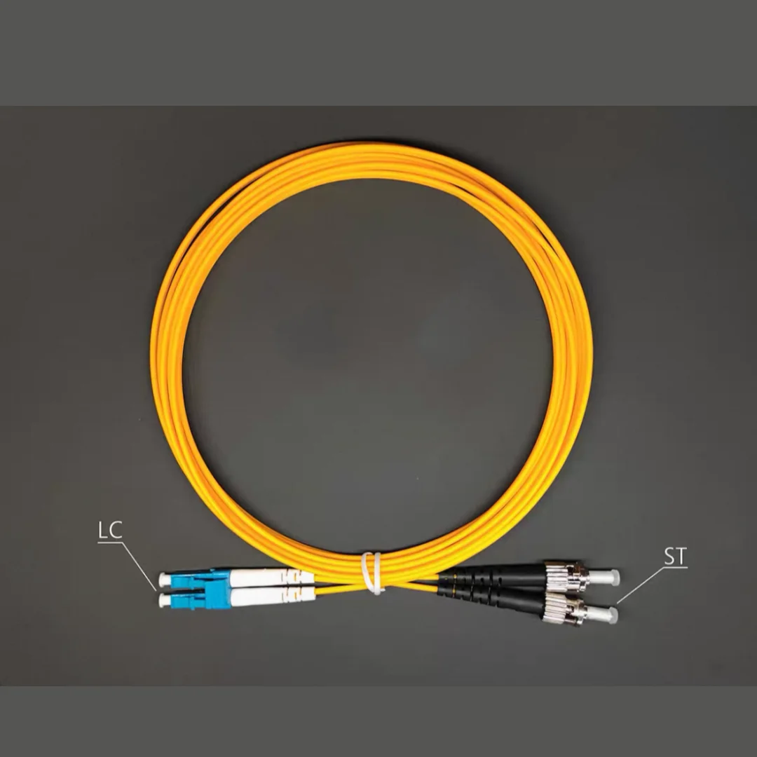 الألياف patchcord LC-ST SM دوبلكس المفردة 10 متر 20 متر 30 متر 50 متر 100 متر ST-LC 3 مللي متر 2 مللي متر كابل الألياف البصرية الطائر FTTHELINK