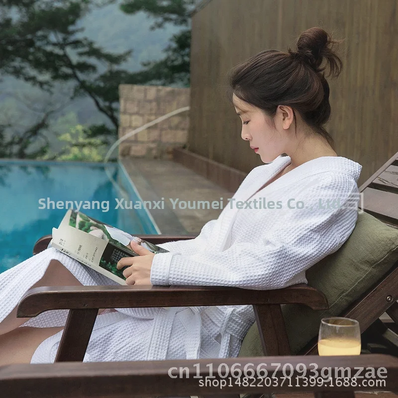 

Pure White Cotton Waffle Bathrobe Unisex Summer Hotel Quality Bath Dress for Club Beauty Salon Wholesale