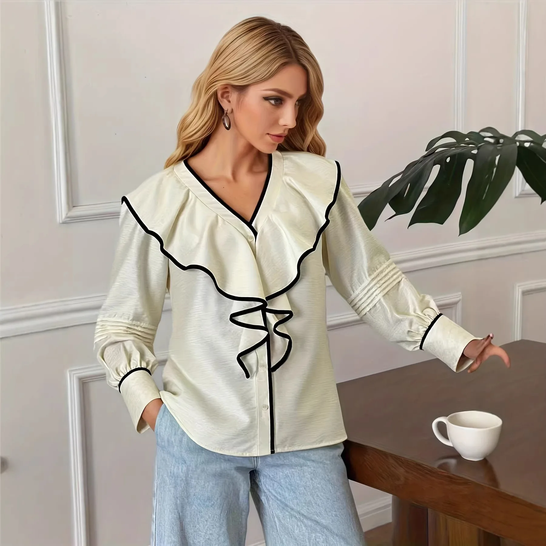 

Весенне-летняя блузка с французским волнистым краем, V-образным вырезом, длинными рукавами, плиссированными манжетами, свободного кроя, повседневная рубашка-топ