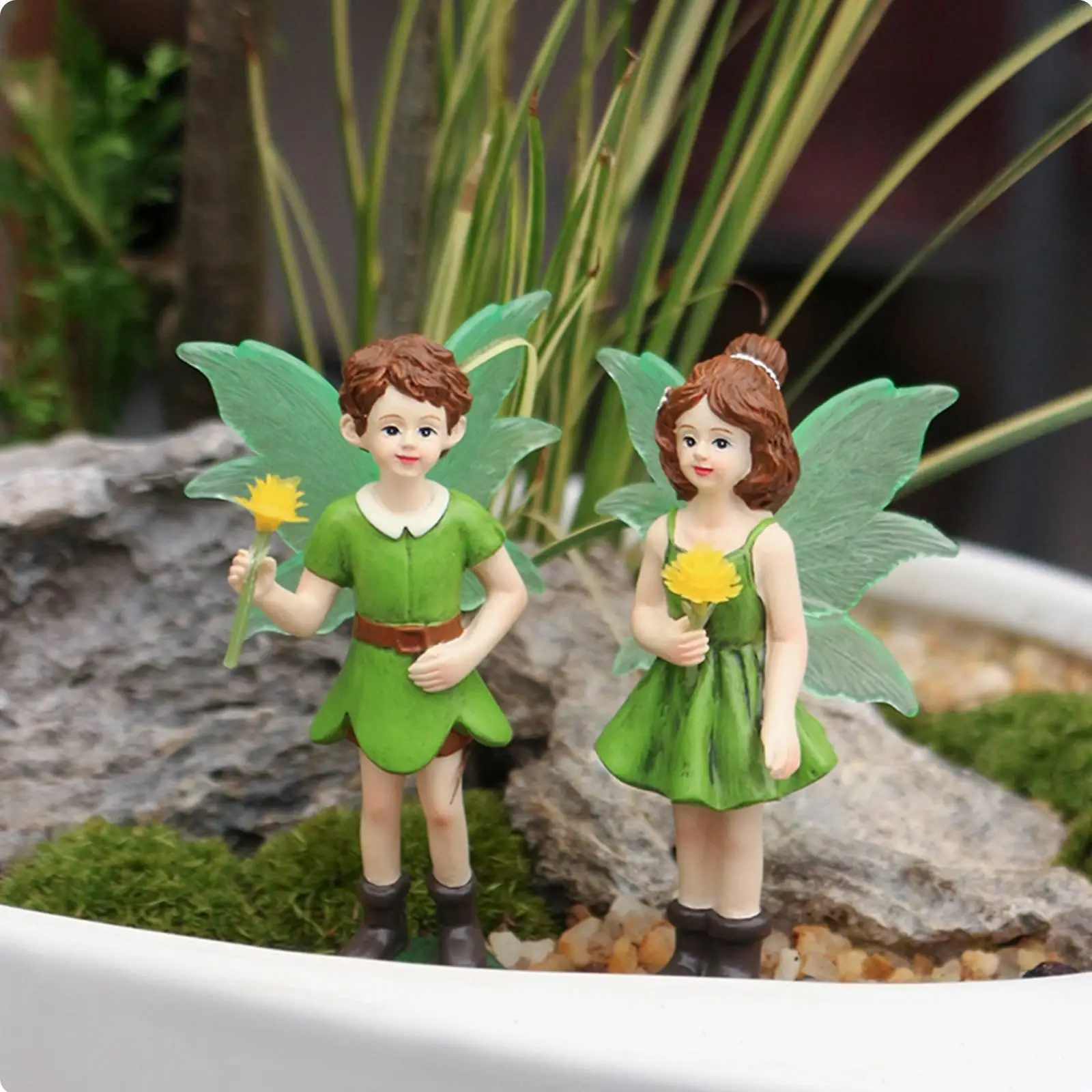 2 Pieces Fairy Garden Figurines Whimsical Design Figurine Set for Potted Plants