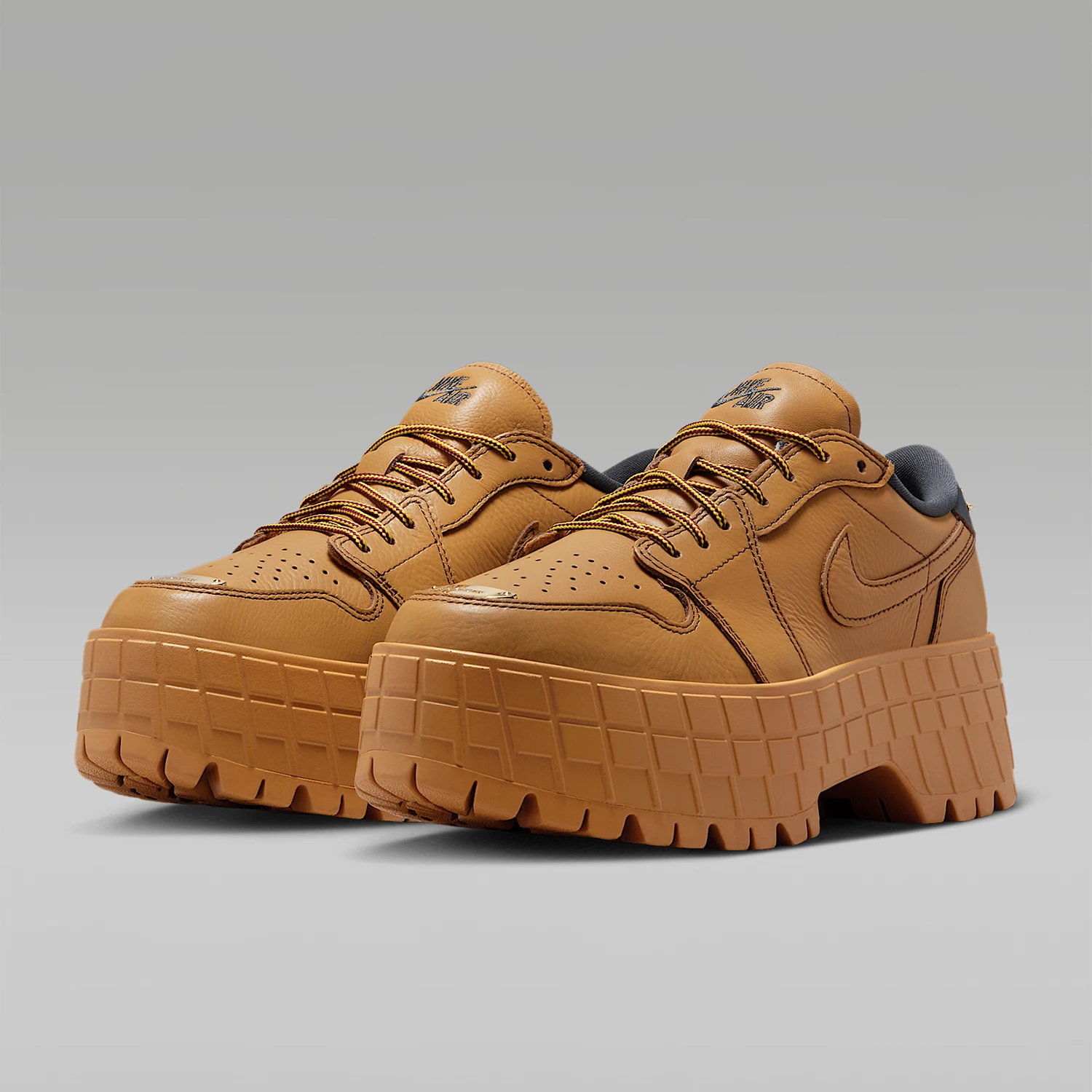 

Nike Authentic JORDAN Women's Retro Wear-Resistant Thick-Soled Sports Casual Shoes HF3184-700
