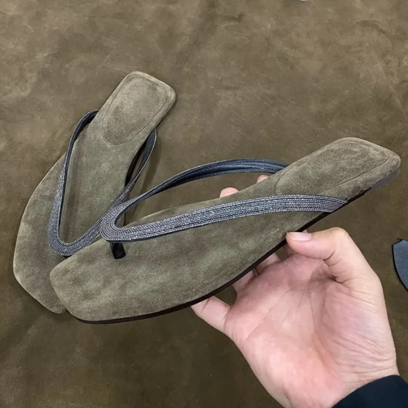 

Comfort Faux Suede Split Toe Slippers for Women Summer Fashion Crystal Narrow Strap Flat Sandals Flip Flops Casual Beach Shoes