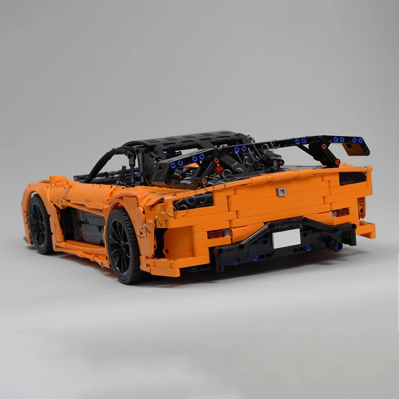 842 PCS Hot Selling MOC Customize Black Batmobile Supercar Model Building Blocks Speed Vehicle Bricks Diy Toys Kids Adult Gifts