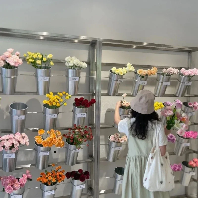 Stainless steel self-selected flower stand is easy to take care of, flower shop display training, self-service purchase