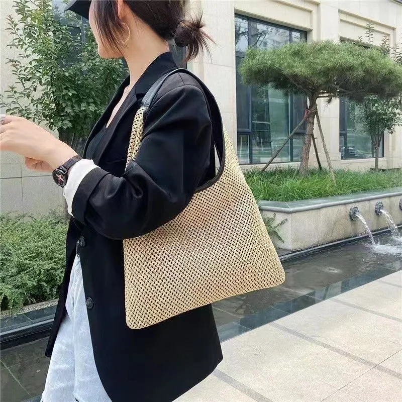 Bolsos de mano de tejido de color crema para mujer, bolsos de compras de estilo Simple de gran capacidad, bolsos de hombro de punto a la moda, nuevo, Verano