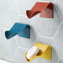 Creative Drain Soap Holder Soap Storage Box Bathroom Shelf Soap Box Strong and Seamless No Perforation Shower Accessories