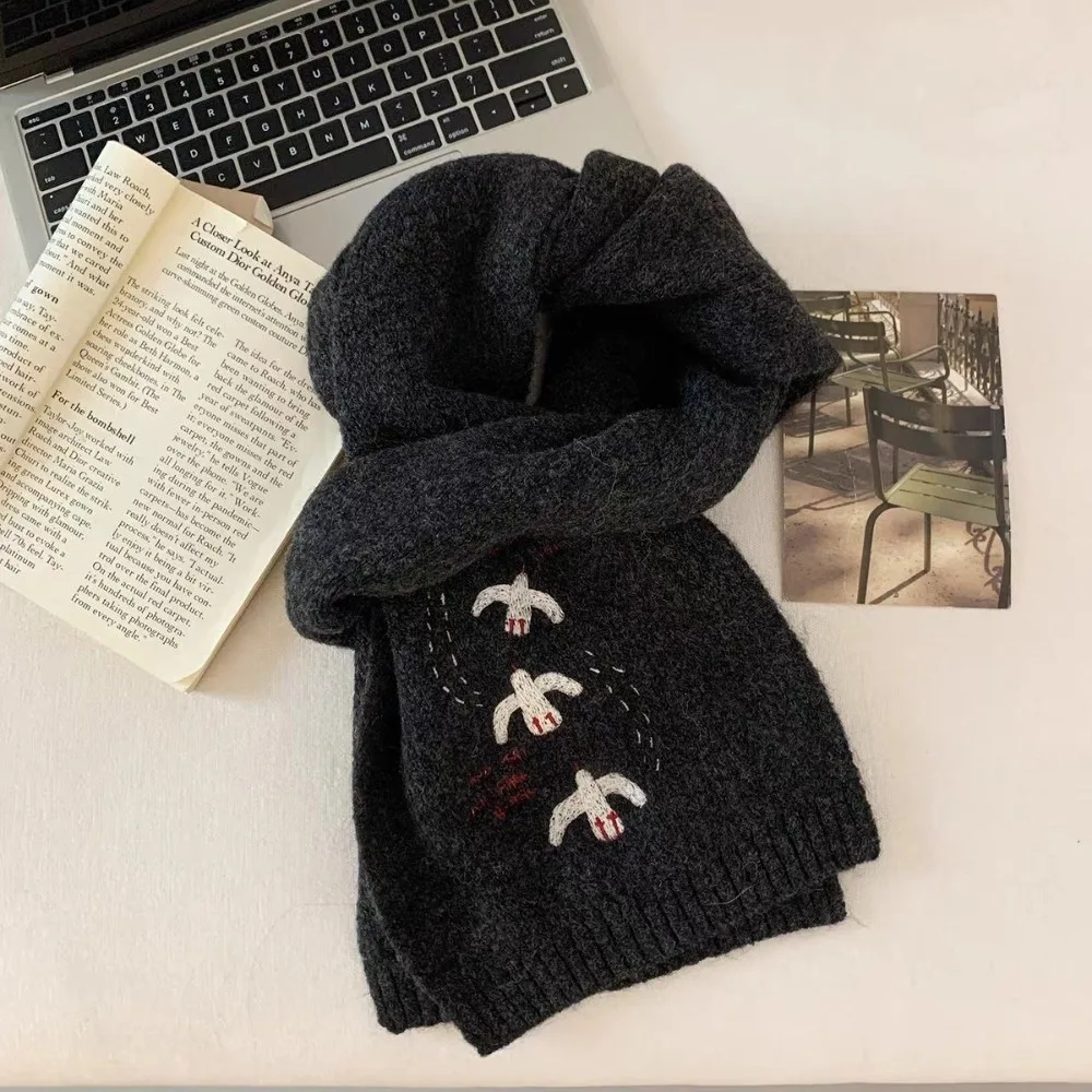 Fashion Warm Knitted Scarf Thickened Soft Winter Scarf Solid Color Cute Neck Scarf for Women Men