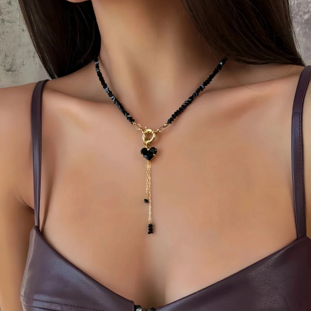 أزياء خمر الأسود هندسية كريستال سلسلة الزركون كريستال على شكل قلب قلادة قلادة للنساء الإناث بوهو مجوهرات Neelry