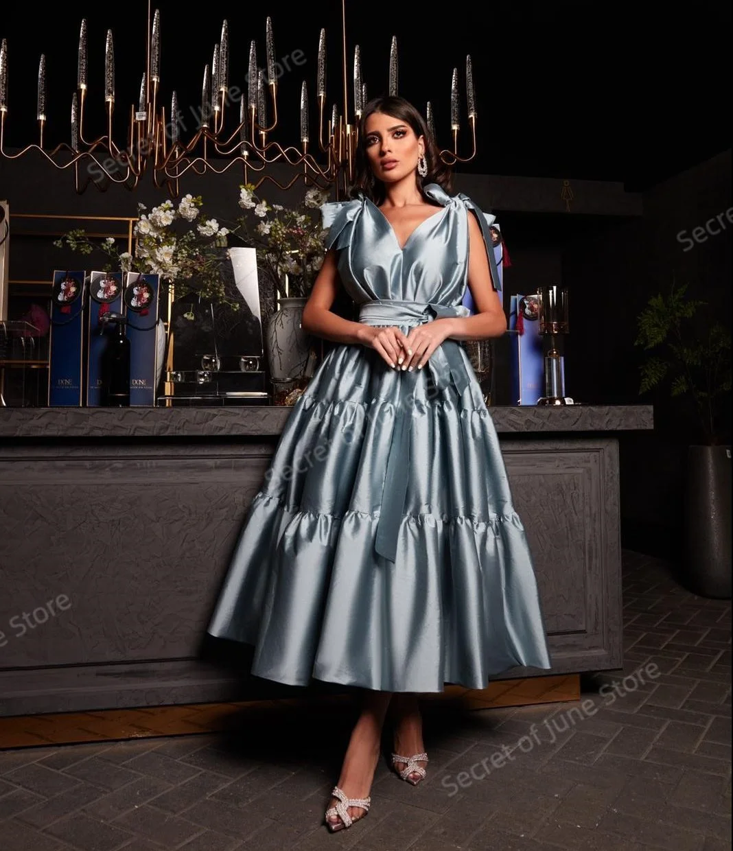 シンプルなマーメイドラインの女性用イブニングドレス、スイートハートネック、ビーズ刺繍入りノースリーブ、カスタムメイドの床丈スリット入りプロムドレス