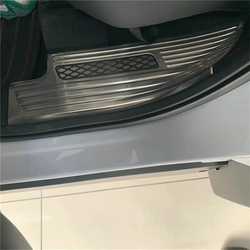 

Накладки на внутренние пороги WELKINRY для Mitsubishi Outlander GM/GN 4-го поколения 2022-2026, защита от царапин, накладки на подножки